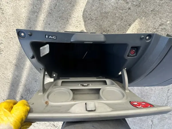 Compartimento salpicadero pasajero OEM JUMPY EXPERT SCUDO II PROACE image 3