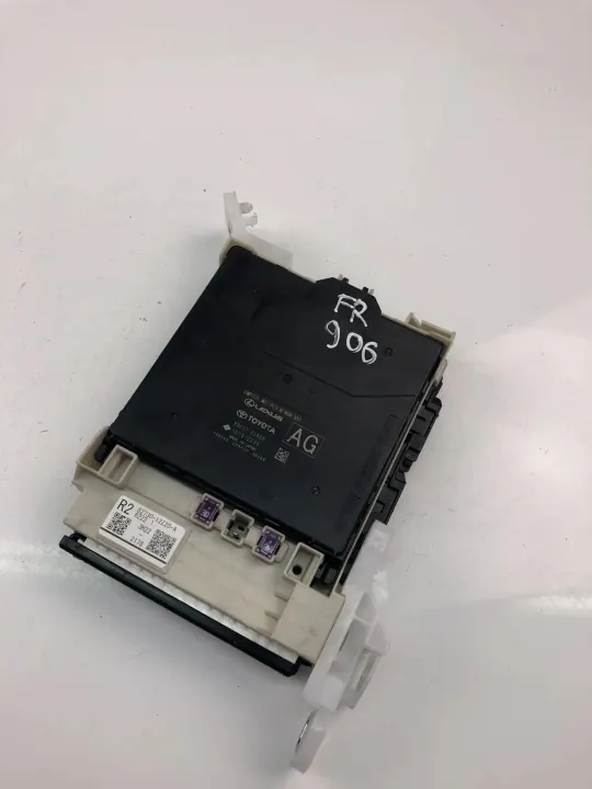 Module Confort Toyota OEM 8922102A50 pour RAV4 V image 2