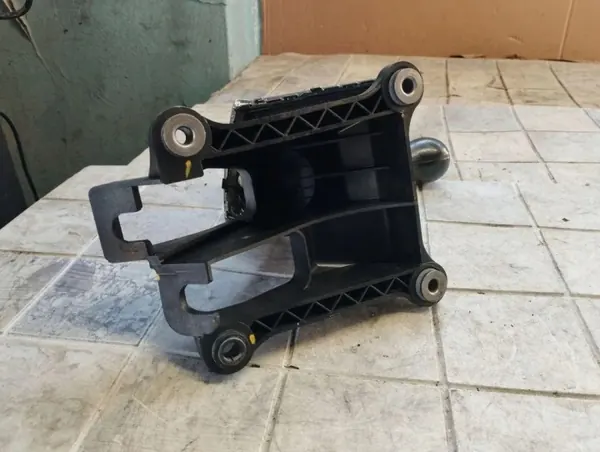Toyota Schaltgetriebe-Mechanismus OEM 335300F010 image 3