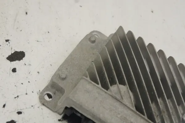 Renault Koleos II Bose Äänenvahvistin OEM 280635277R image 3