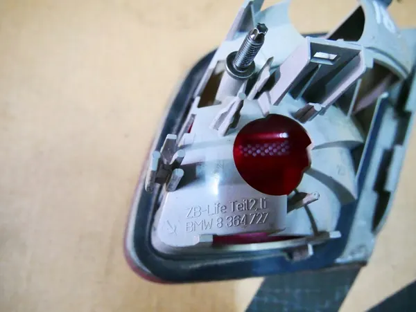 BMW E46 Coupe Cabrio Luz Trasera Izquierda 8364727 image 3