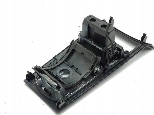 Linker Rahmen Porsche Cayenne 2011 OEM 7P5863324E image 3