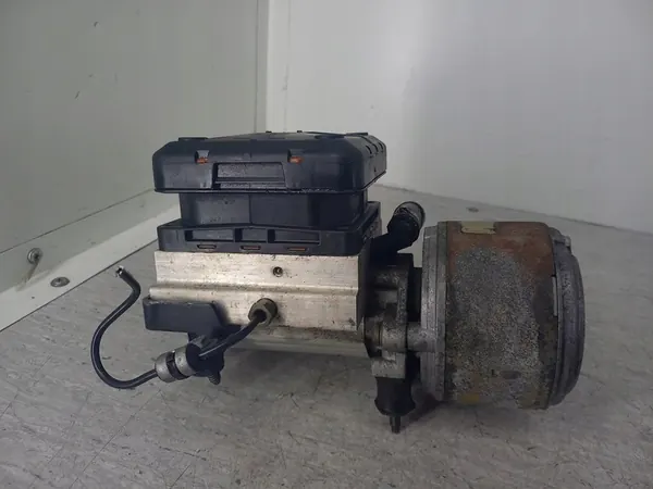 Suspension Pump Citroen C5 II 1.6 HDI image 6