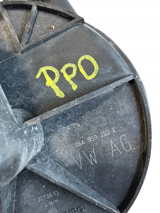 Toissijainen ilmapumppu OEM 06A959253E VW Golf V:lle image 3