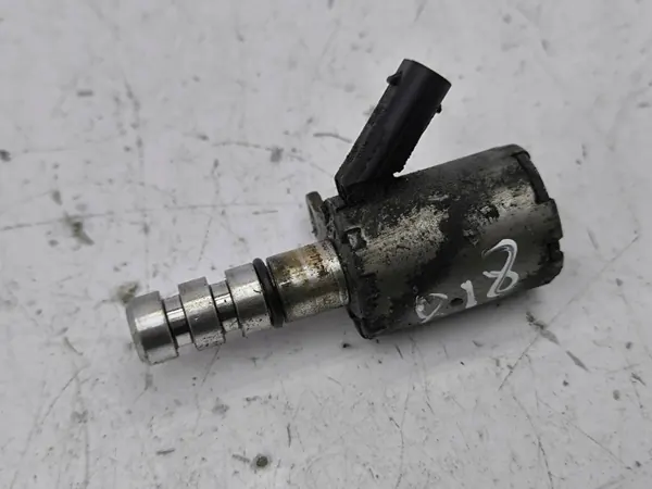Solenoïde de distribution variable Audi A5 2017 OEM AMD133403 image 2