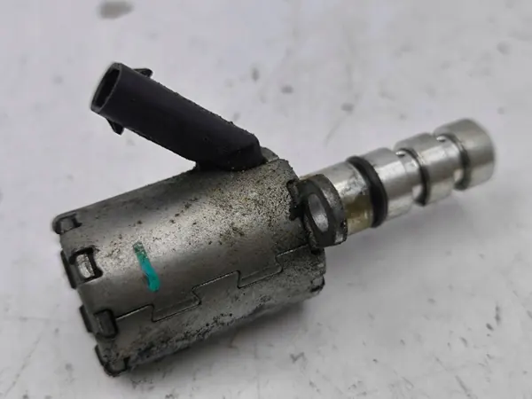 Solenoïde de distribution variable Audi A5 2017 OEM AMD133403 image 4