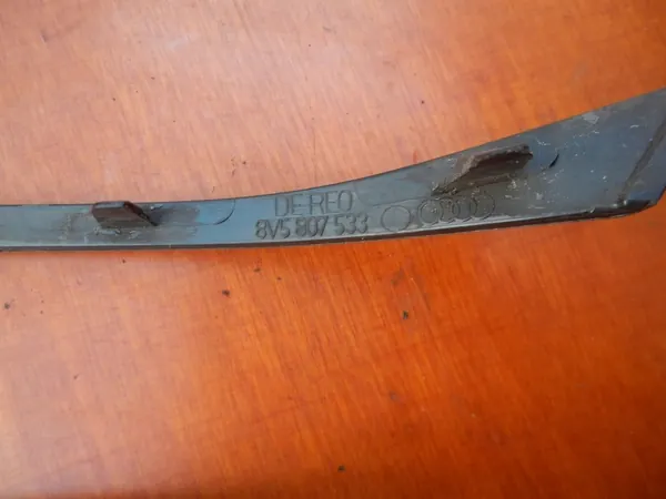 Etupuskuri Trim Vasen Oikea AUDI A3 8V Sedan image 7