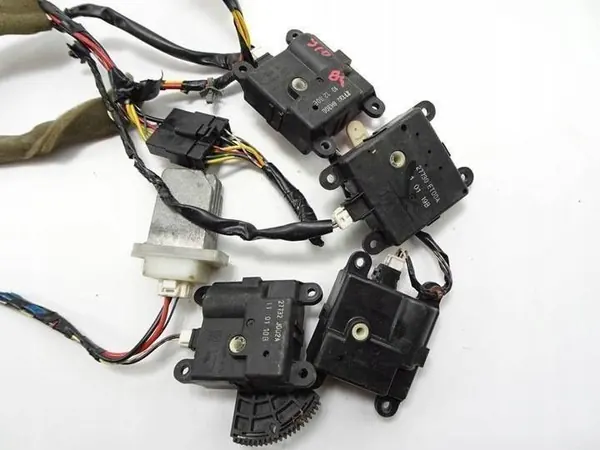 Lämmitysvastuksen Moottori KPL. Nissan Qashqai J10 image 3