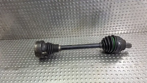 Vänster Framhalvaxel OEM S26372725 för VW image 4