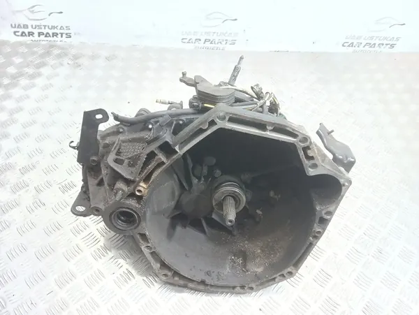 Manuaalivaihteisto 6-vaihdetta Nissan Qashqai+2 2010 OEM 32010JD50A image 5