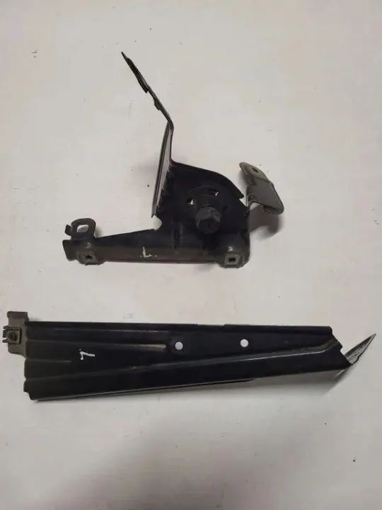 Främre vänster stänkskärmsfäste OEM 757061120A BMW X3 image 3