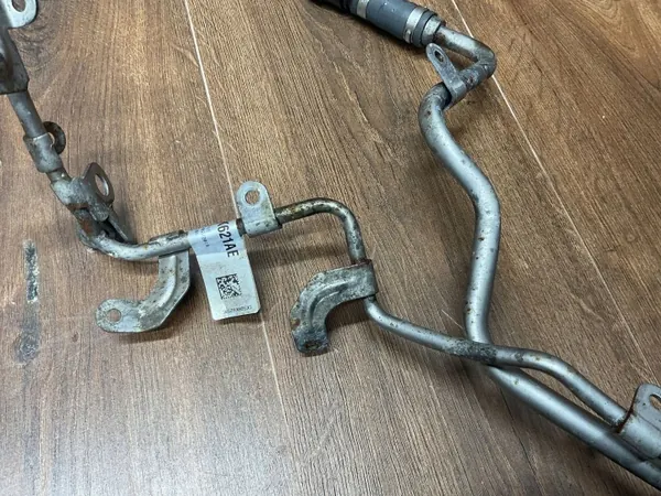 Tubo de aceite Land Rover OEM CK5Q6K621AE - Usado image 6