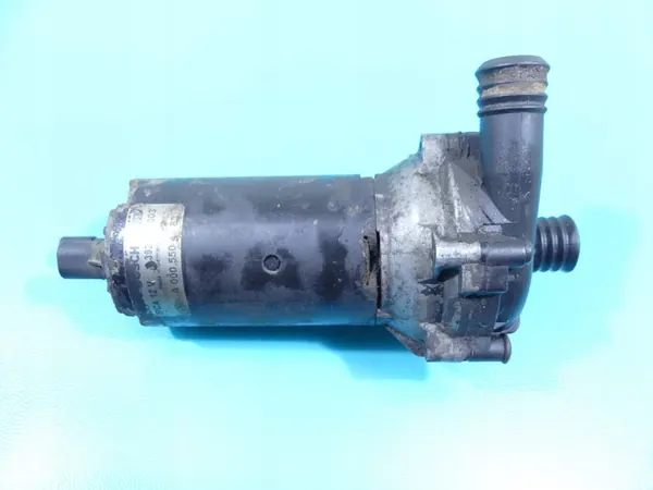 Vattenpump Mercedes W211 4.0 CDI A0005504883 image 3