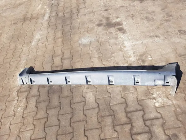Dacia Duster I Lift 13-17 vasen kynnyssuoja OEM 768515735R image 2
