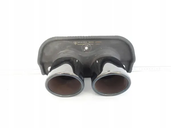Punta de escape Porsche 911 992 GT3 OEM 64203260 Negra image 2