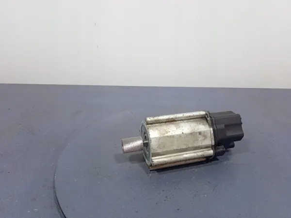 BMW 5 F11/F10 Sähköinen Ohjauslaatikko OEM 0273010247 image 2