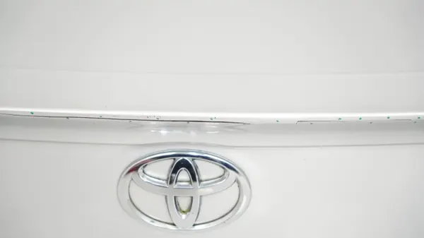 Kofferbakdeksel OEM 360210654 voor Toyota Avensis T27 Sedan image 6