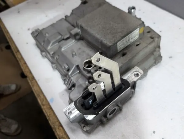 OEM 1EA907230 Inversor Conversor VW Audi image 3