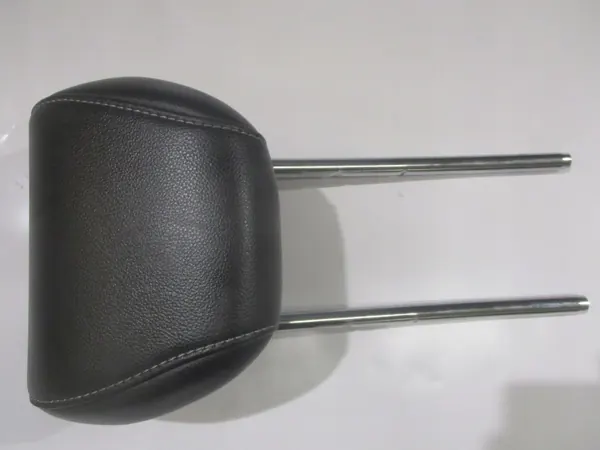 Encosto de Cabeça Traseiro Direito Ford Kuga MK2 OEM - Couro image 2