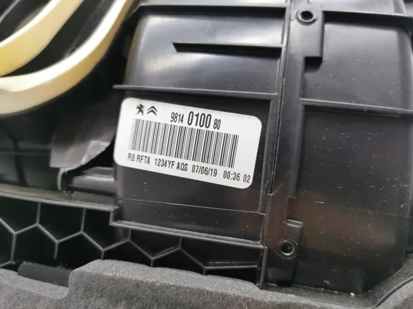 Radiateur complet OEM 9814010080 pour Peugeot 508 II image 8