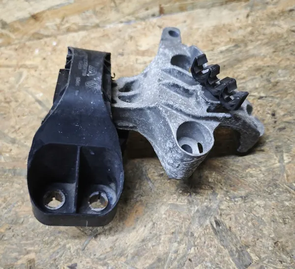 Supporto motore Renault Clio IV Captur Dacia Lodgy 1.5 DCI image 3