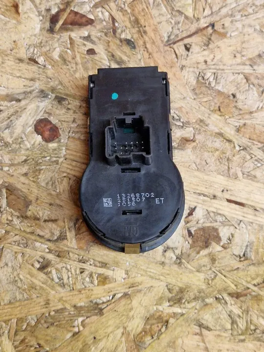 Interruptor de luz OPEL ASTRA J 13268702 image 2
