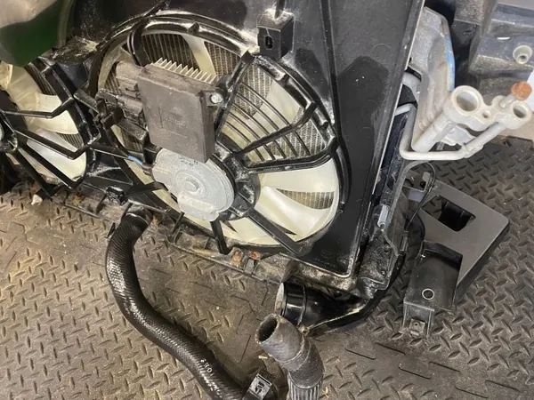 Gebruikte Mazda OE-radiator FAH12966 voor CX-5 image 9