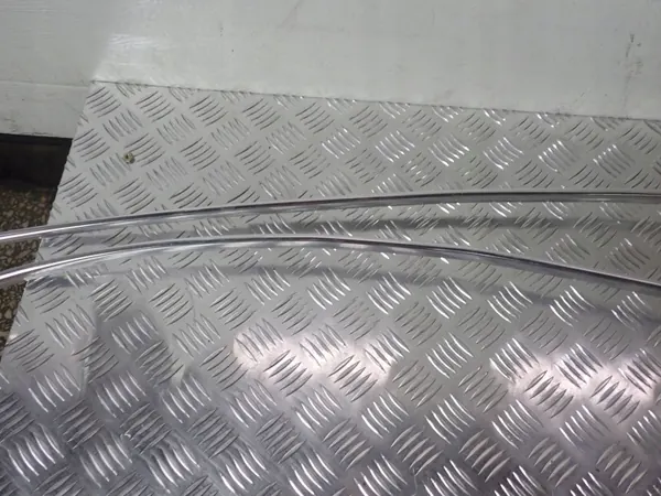 Moldagem lateral Audi A4 B8 OEM BTU2698 - 1 Peça image 3