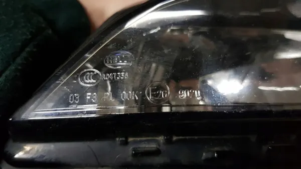 Lâmpada Halógena Direita SEAT Toledo Ibiza IV image 7