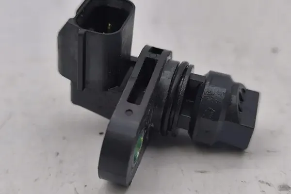 Sensor de posición del árbol de levas MAZDA CX-5 2.0L diesel image 4