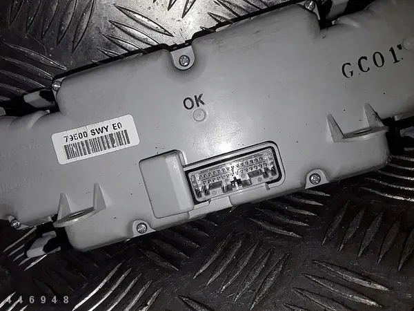 Module de contrôle climatique Honda CR-V 2007 79500SWYE0 image 3