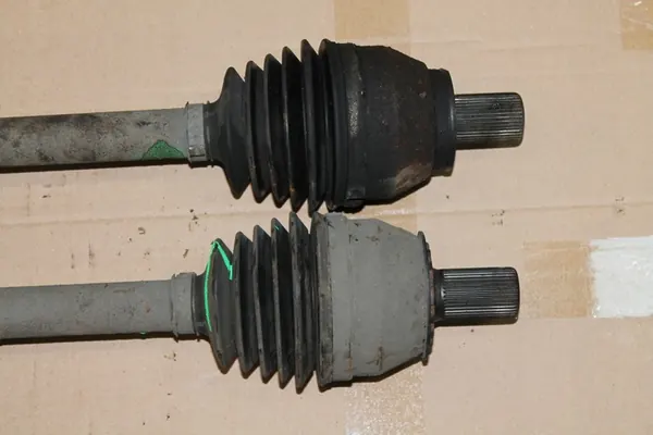 Höger drivaxel Volvo 1.6 D2 image 3