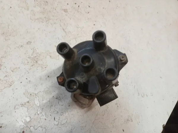 Distributeur d'allumage Mazda 323F 89- OEM T2T52371 image 3