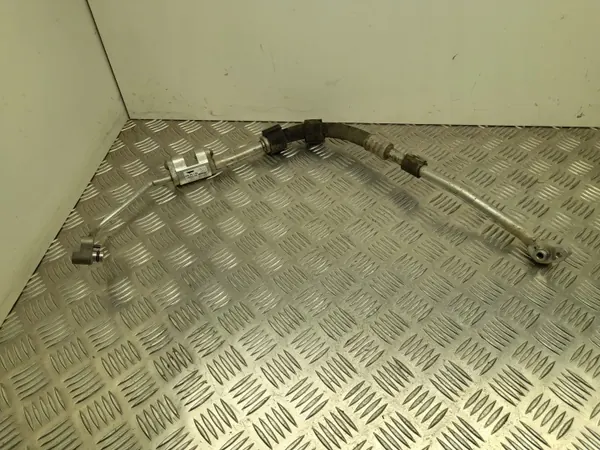 Starre/flexible Rohre Audi Q7 2018 OEM 4M0816805B image 2