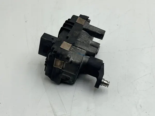 Jaguar XE Turbolader-Aktor OEM 49335-19600 Gebraucht image 4