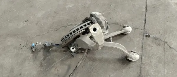 Höger framaxel Mercedes E-Klass W213 A2133324800 image 9