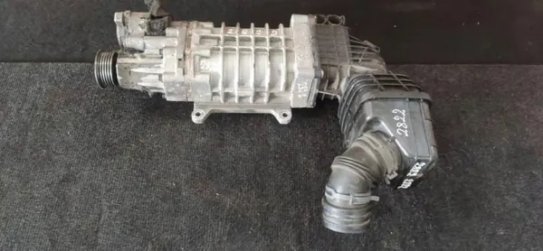 Soporte compresor suspensión VW OEM 325484 image 3