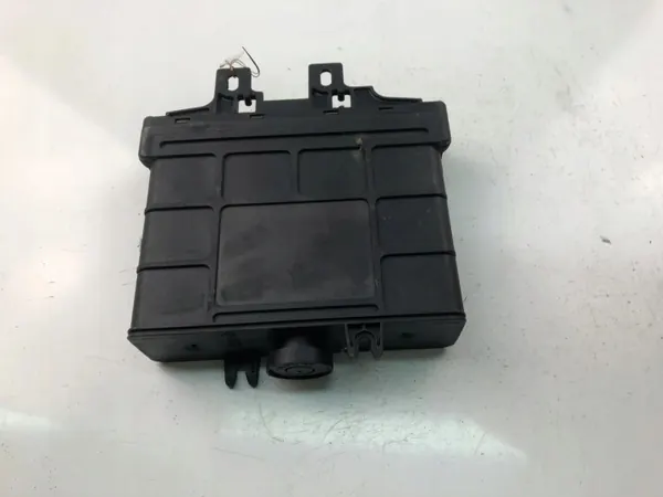 Computadora Caja VW Lupo OEM 18052023 Usado image 4
