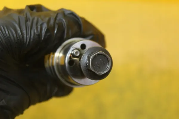 Gebrauchte Einlassnockenwelle für Hyundai i20 1.6 16V image 8