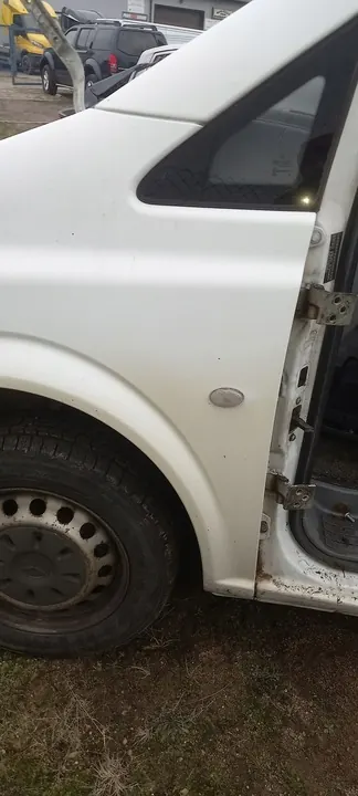 Parafuso dianteiro esquerdo MERCEDES VITO W639 08R image 2