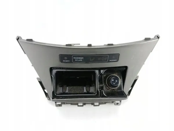 Toyota Asbak OEM 453230 voor Avensis T27 2009-2011 image 5