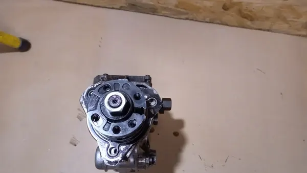 Pompe à injection Ford Transit MK6 2.0tddi OEM YC1Q9A543EF image 4