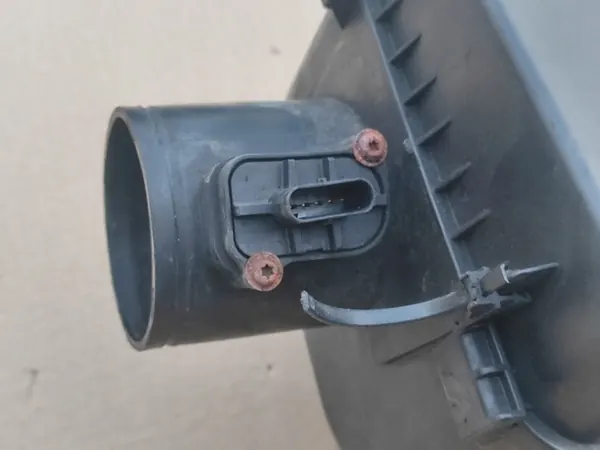 MINI R55 R56 R60 1.6 D Ilmansuodattimen Kotelo image 5