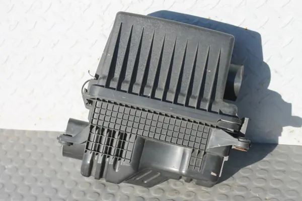 Luftfilterhus OEM OBUDOWA28110B2000 Kia Soul II image 6