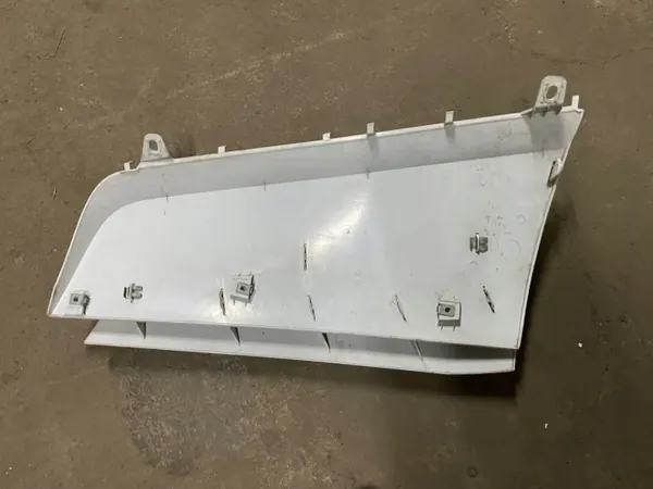 Spoiler de canto esquerdo Mercedes Actros 960 MP4 OEM 9607502225 image 4