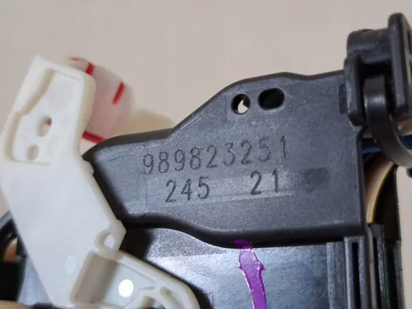 Airbag Controller Connector Toyota Proace City 2022 image 5