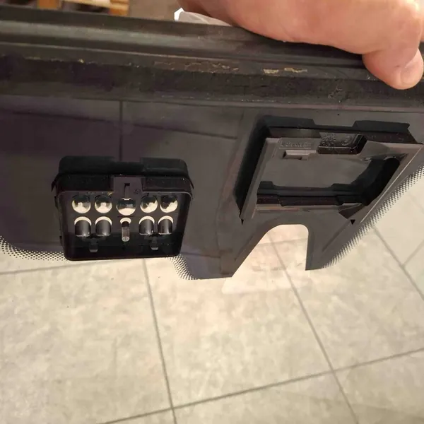 Framruta Mercedes W221 Sungate image 6