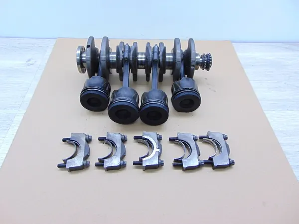 Pistões de virabrequim Mercedes W 245 2L Diesel OEM 23556890 image 1