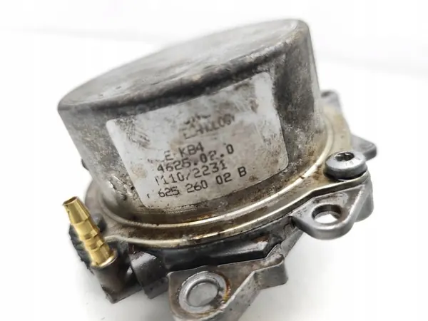 BMW 1 Series Vacuumpomp 116i 2012 OEM 7625260 image 7
