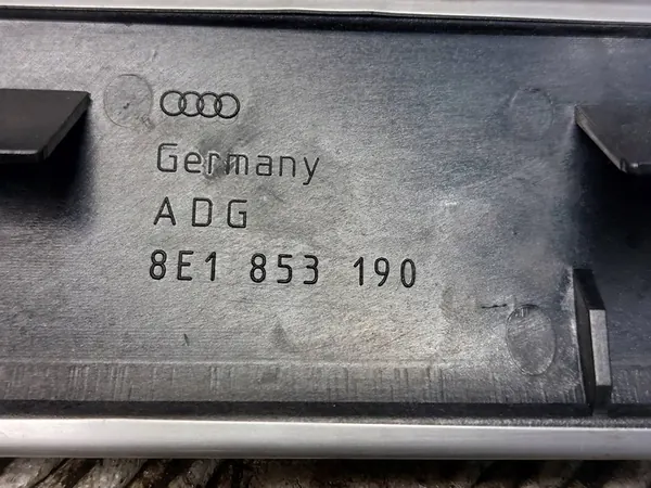 Oven Verhoilun Hopea Audi A4 B7 8E0941531C image 10